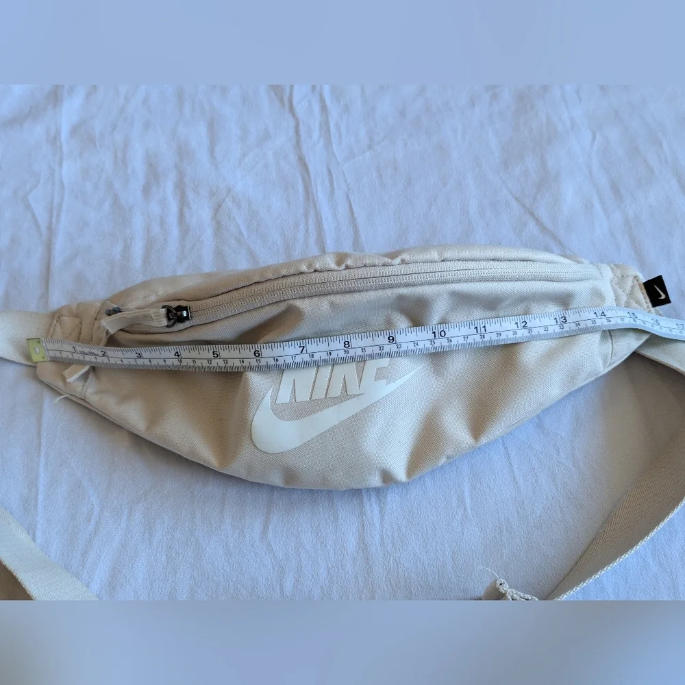 Nike Heritage Waistpack/Fanny Pack